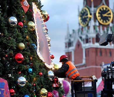 Монтаж больших ёлок в Екатеринбурге